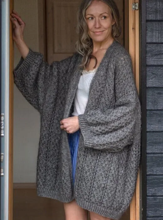 Comma Cocoon af Anne Ventzel, No 20 + Silk mohair garnpakke (uden opskrift)